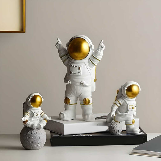 Astronaut Spaceman Statue Ornament Home Office Desktop Figurine Decors Set of 3 - Golden - Decorwala